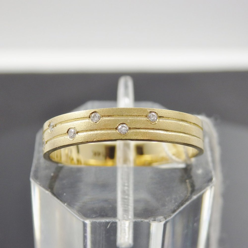 Sonia Bitton Galerie de Bijoux® "Diamonds in the Sand" 14K Gold Ring